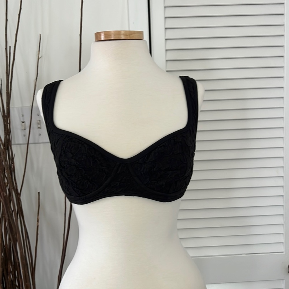 NWOT Coco Rave underwire Bikini top